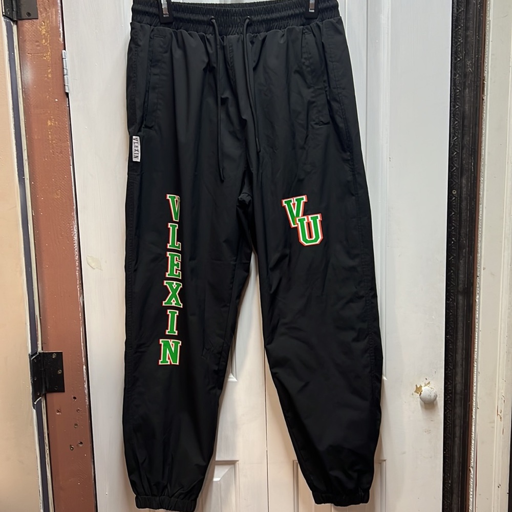 Vlexin set size Large NWT - Picture 4 of 7